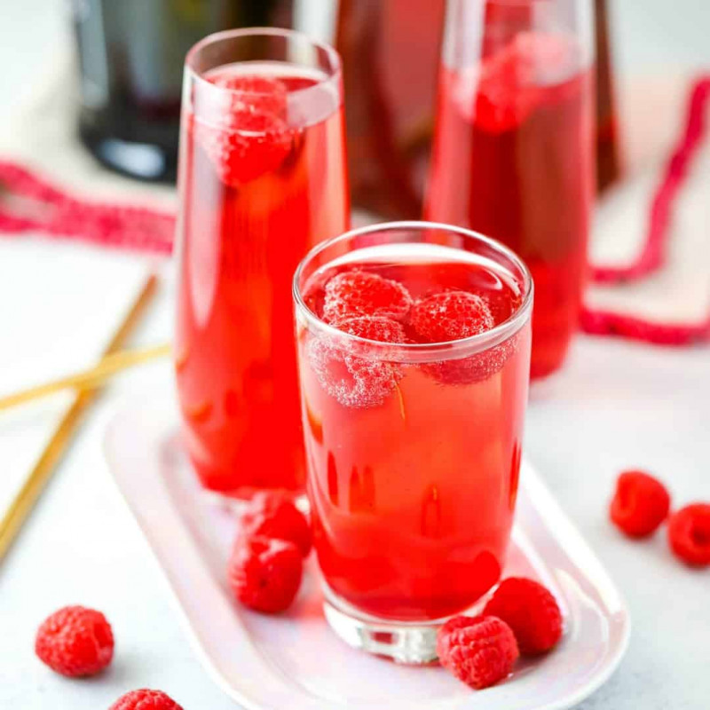 Bebida sabor frutos rojos con proteína de suero y colágeno hidrolizado